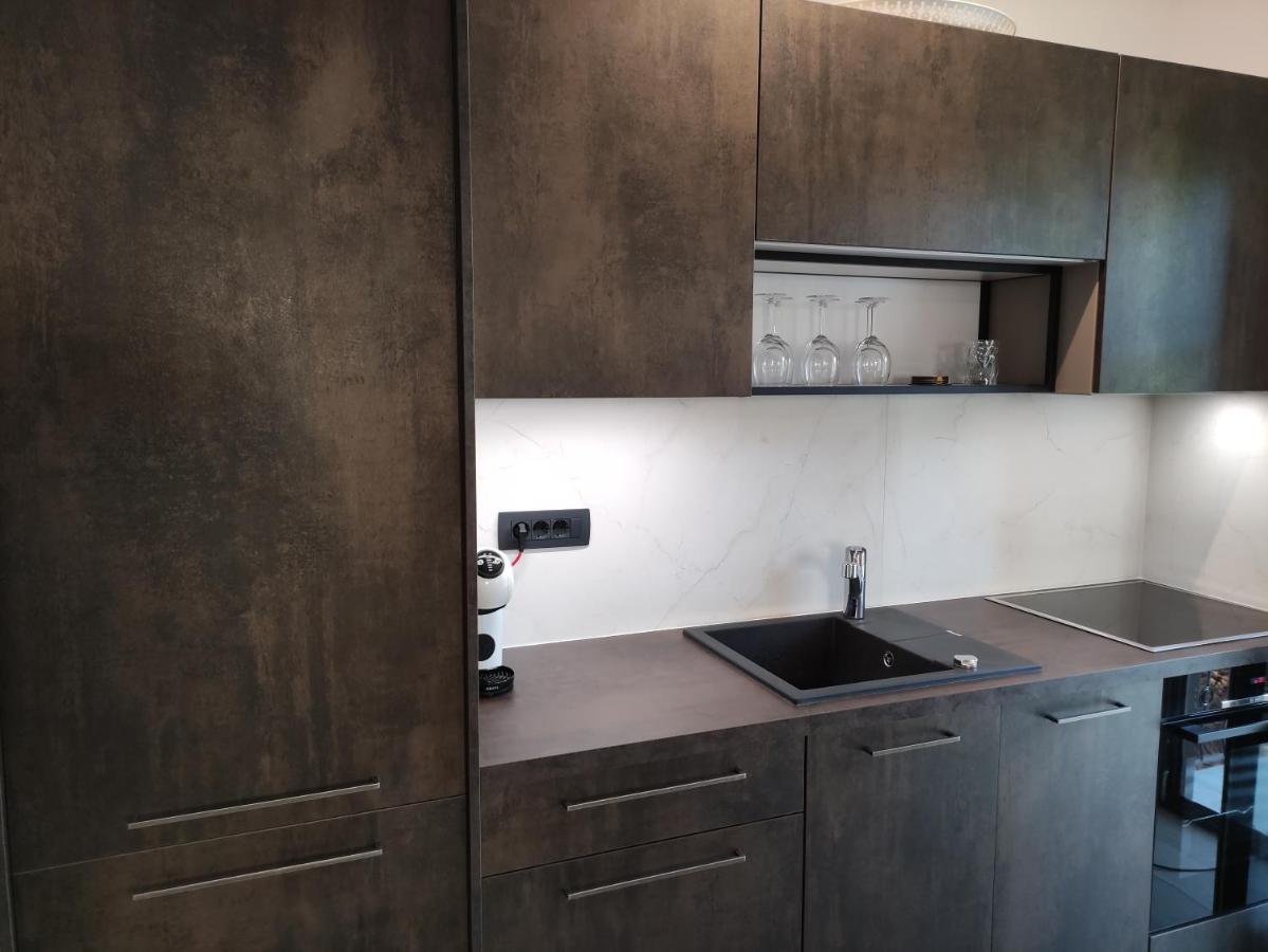 Apartvilla Castropola Dış mekan fotoğraf