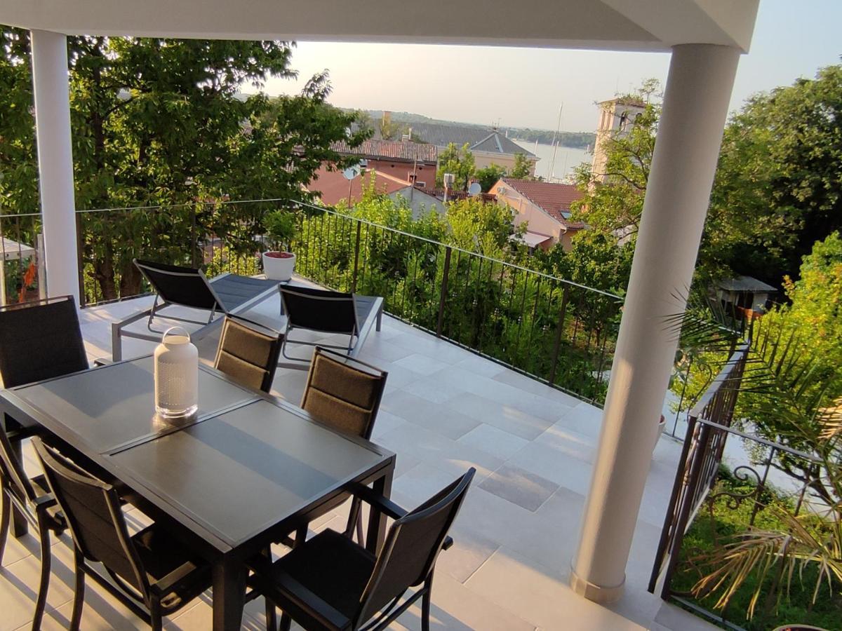 Apartvilla Castropola Dış mekan fotoğraf