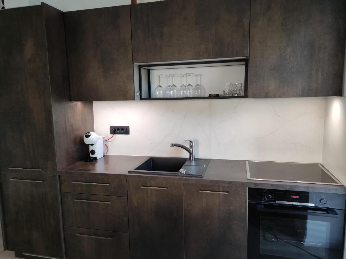 Apartvilla Castropola Dış mekan fotoğraf