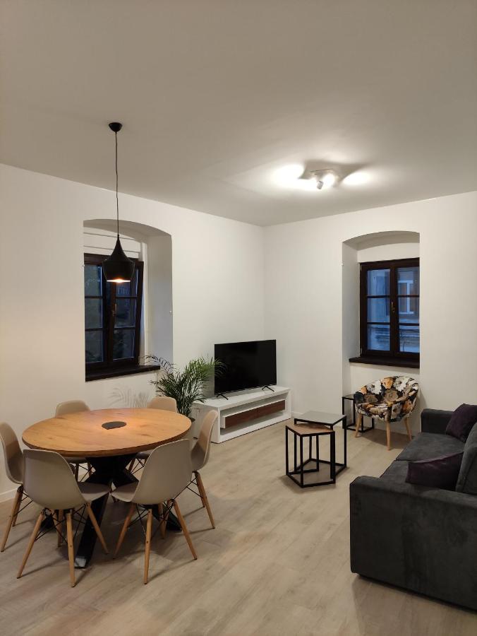 Apartvilla Castropola Dış mekan fotoğraf