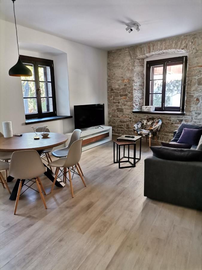 Apartvilla Castropola Dış mekan fotoğraf