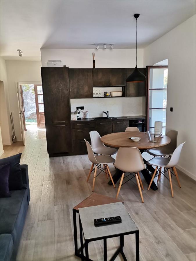 Apartvilla Castropola Dış mekan fotoğraf